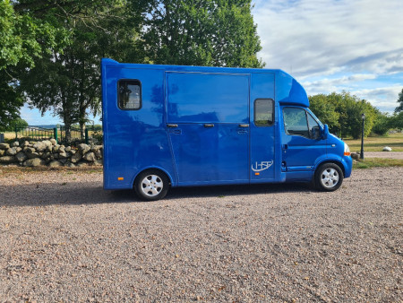 Renault Master Paragan , Leverans till Falkenberg